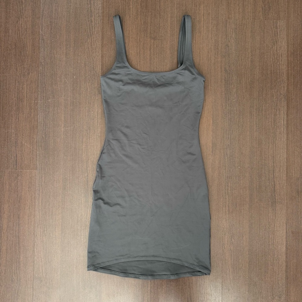 SKIMS Gray Swim Dress size S